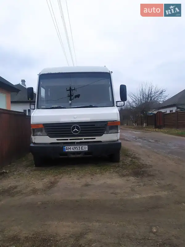 Микроавтобус Mercedes-Benz Vario 2000 в 