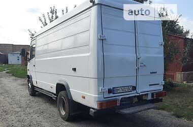 Вантажний фургон Mercedes-Benz Vario 2005 в Сумах