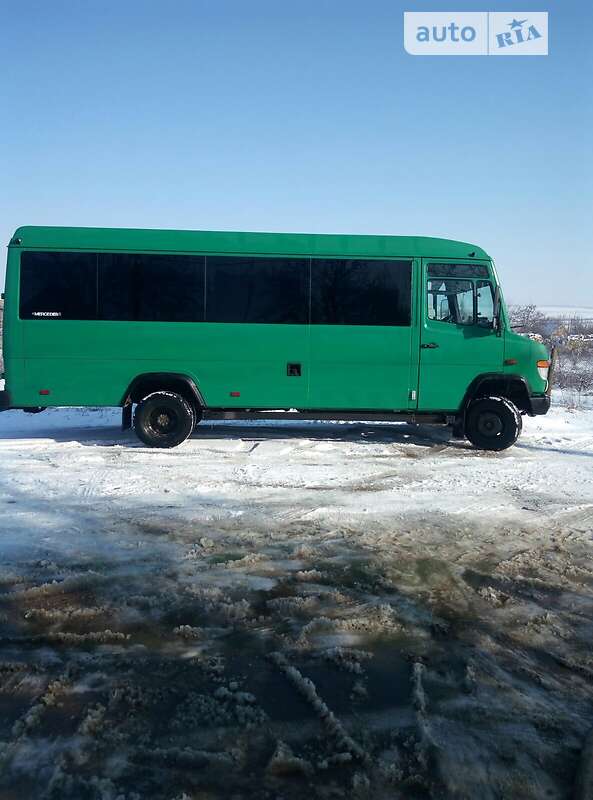 Пригородный автобус Mercedes-Benz Vario 1999 в Одессе