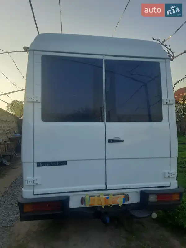 Микроавтобус Mercedes-Benz Vario 1998 в 