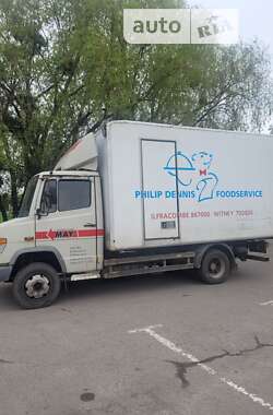 Вантажний фургон Mercedes-Benz Vario 2004 в Рівному