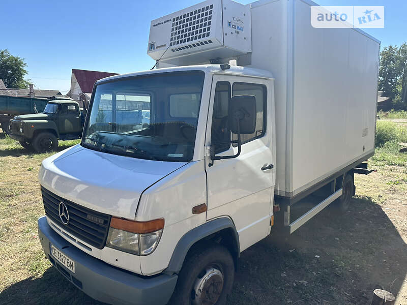 Рефрижератор Mercedes-Benz Vario 2000 в 