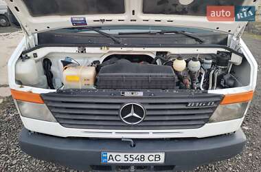 Вантажний фургон Mercedes-Benz Vario 2011 в 