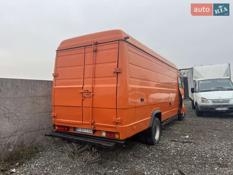 Грузовой фургон Mercedes-Benz Vario 1999 в Решетиловке