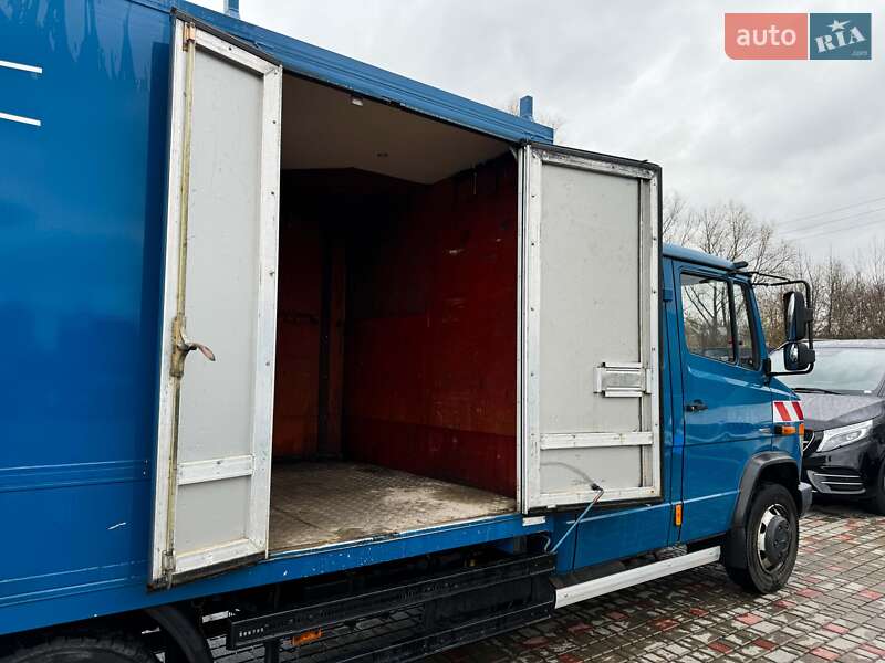 Вантажопасажирський фургон Mercedes-Benz Vario 2011 в Луцьку