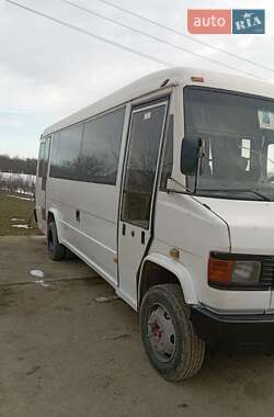 Пригородный автобус Mercedes-Benz Vario 1995 в Герце