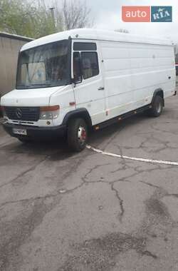 Вантажний фургон Mercedes-Benz Vario 2001 в Полтаві
