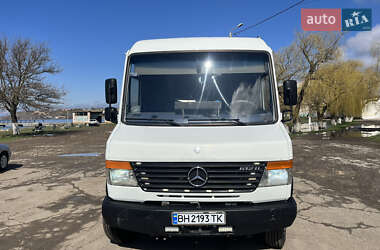 Грузовой фургон Mercedes-Benz Vario 2000 в 