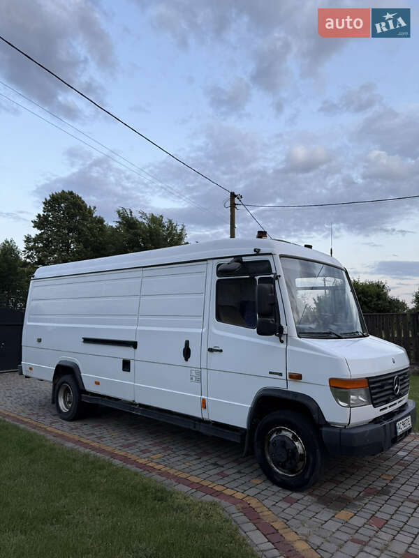 Mercedes-Benz Vario 2008