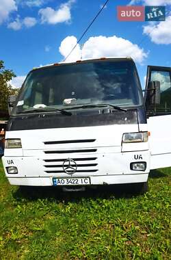 Приміський автобус Mercedes-Benz Vario 1996 в Міжгір'ї