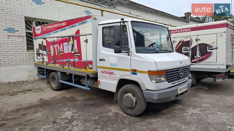 Mercedes-Benz Vario 2000 Mercedes-Benz Vario 2000