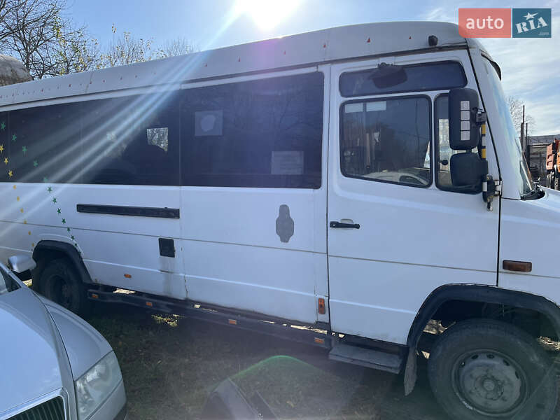 Пригородный автобус Mercedes-Benz Vario 2000 в Хмельницком