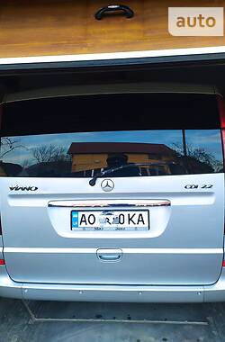 Мінівен Mercedes-Benz Viano 2004 в Сваляві