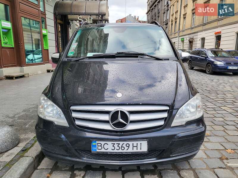Mercedes-Benz Viano 2011