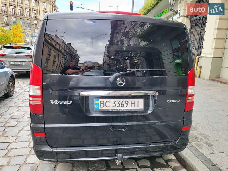 Мінівен Mercedes-Benz Viano 2011 в Львові