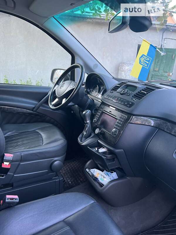 Мінівен Mercedes-Benz Viano 2013 в Одесі