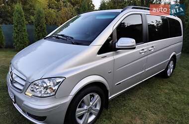 Минивэн Mercedes-Benz Viano 2011 в Кицмани