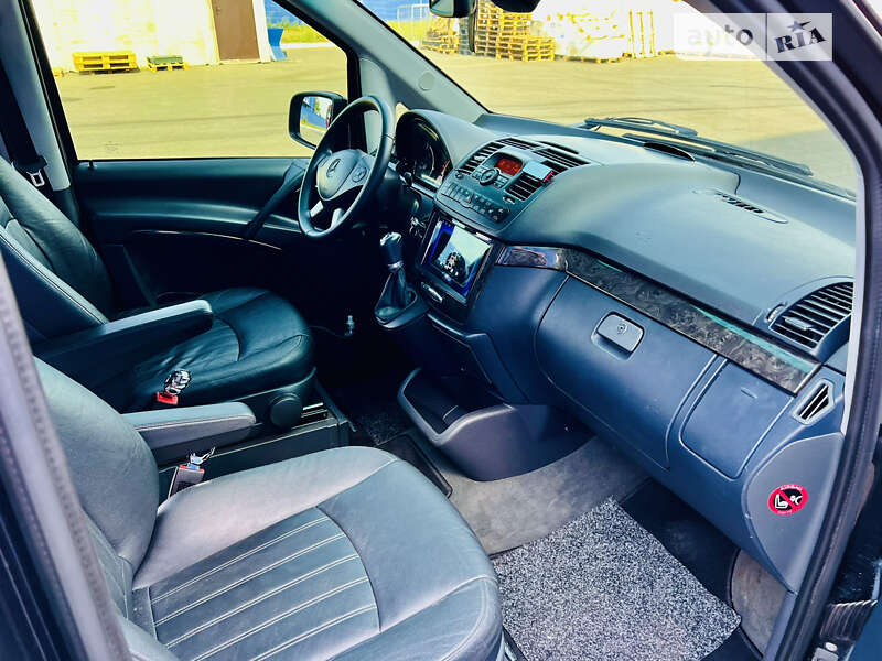 Минивэн Mercedes-Benz Viano 2011 в Кривом Роге фото 5 Минивэн Mercedes-Benz Viano 2011 в Кривом Роге