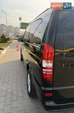 Мінівен Mercedes-Benz Viano 2011 в 