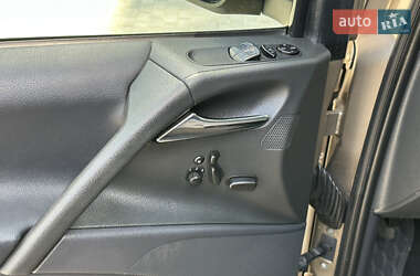 Мінівен Mercedes-Benz Viano 2011 в 