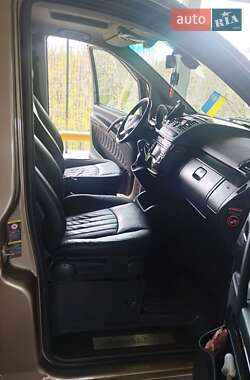 Мінівен Mercedes-Benz Viano 2012 в 