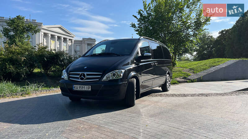 Мінівен Mercedes-Benz Viano 2013 в 