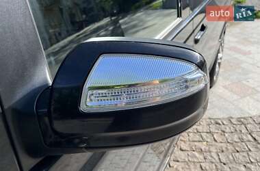 Мінівен Mercedes-Benz Viano 2013 в 