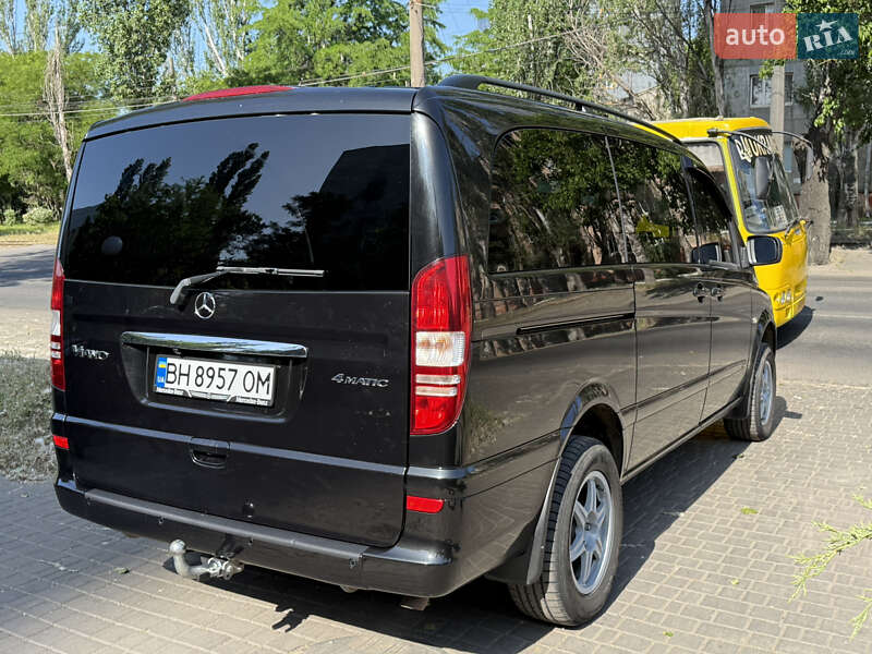 Мінівен Mercedes-Benz Viano 2010 в Одесі