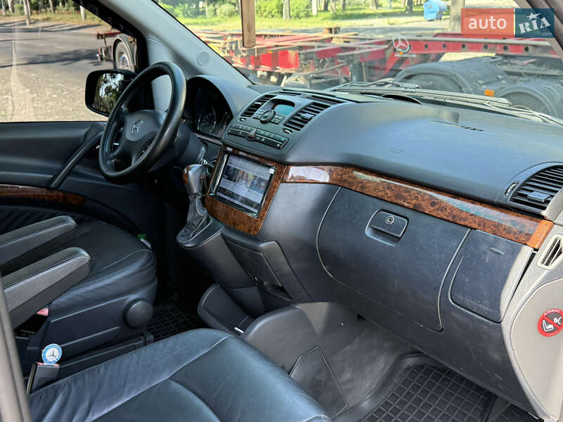Мінівен Mercedes-Benz Viano 2010 в Одесі