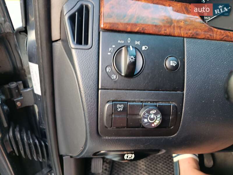 Минивэн Mercedes-Benz Viano 2012 в Косове