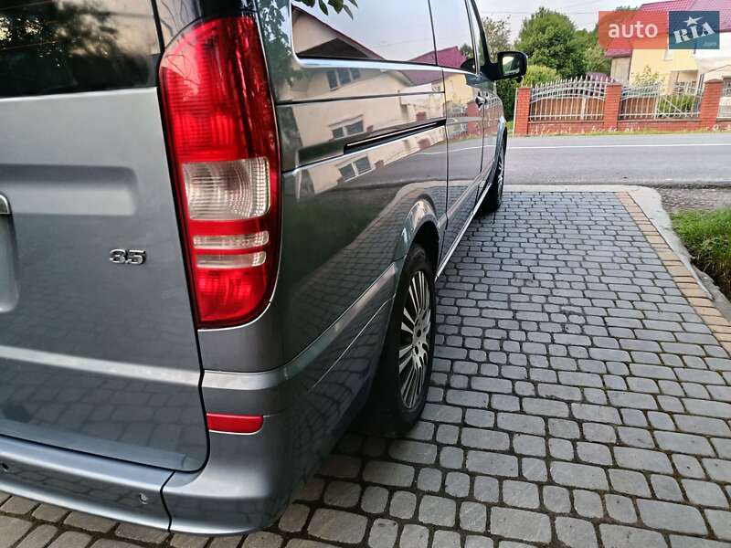 Минивэн Mercedes-Benz Viano 2012 в Косове