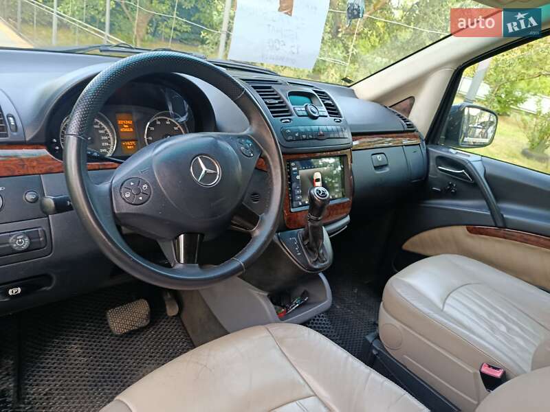 Минивэн Mercedes-Benz Viano 2012 в Косове