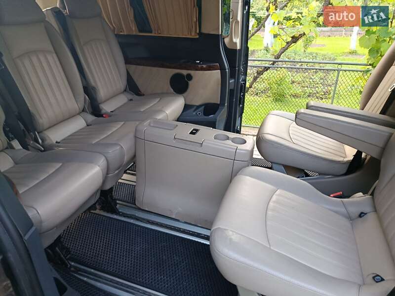 Минивэн Mercedes-Benz Viano 2012 в Косове