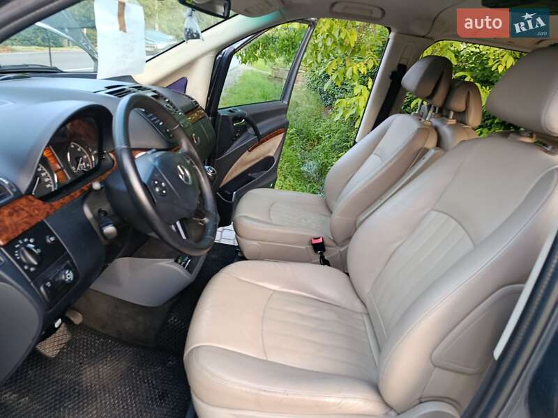 Минивэн Mercedes-Benz Viano 2012 в Косове
