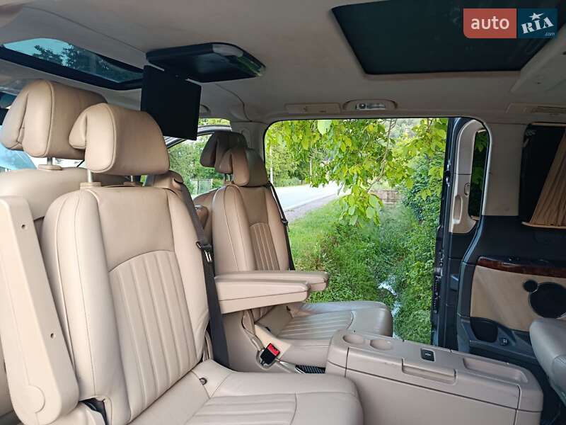 Минивэн Mercedes-Benz Viano 2012 в Косове
