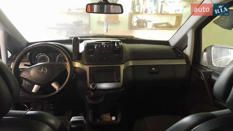 Мінівен Mercedes-Benz Viano 2012 в Старому Самборі