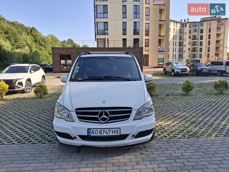 Мінівен Mercedes-Benz Viano 2011 в Сваляві