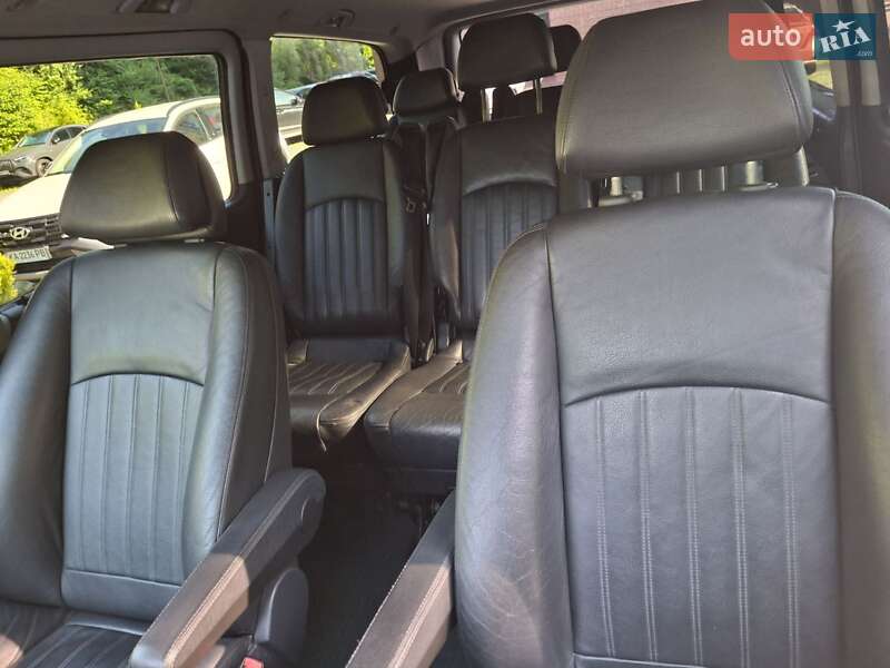 Мінівен Mercedes-Benz Viano 2011 в Сваляві