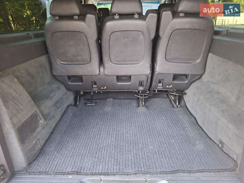 Мінівен Mercedes-Benz Viano 2011 в Сваляві