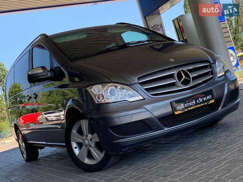 Mercedes-Benz Viano 2011
