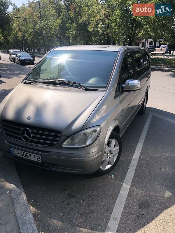 Mercedes-Benz Viano 2010