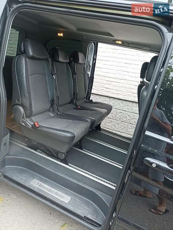 Мінівен Mercedes-Benz Viano 2011 в Львові