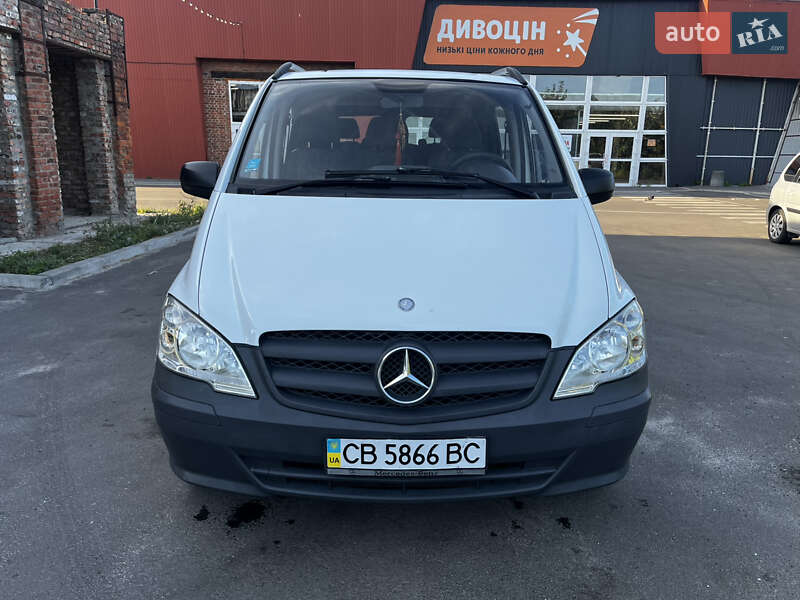 Мінівен Mercedes-Benz Viano 2010 в Чернігові
