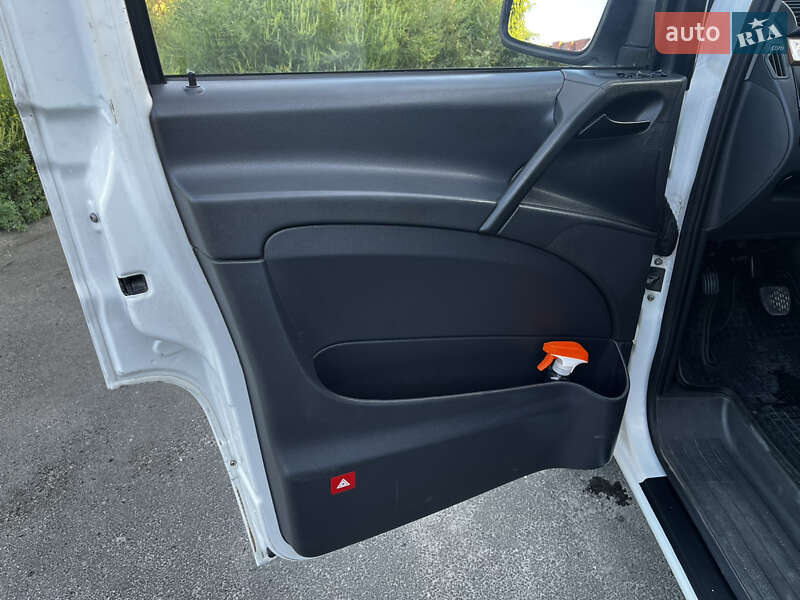 Мінівен Mercedes-Benz Viano 2010 в Чернігові