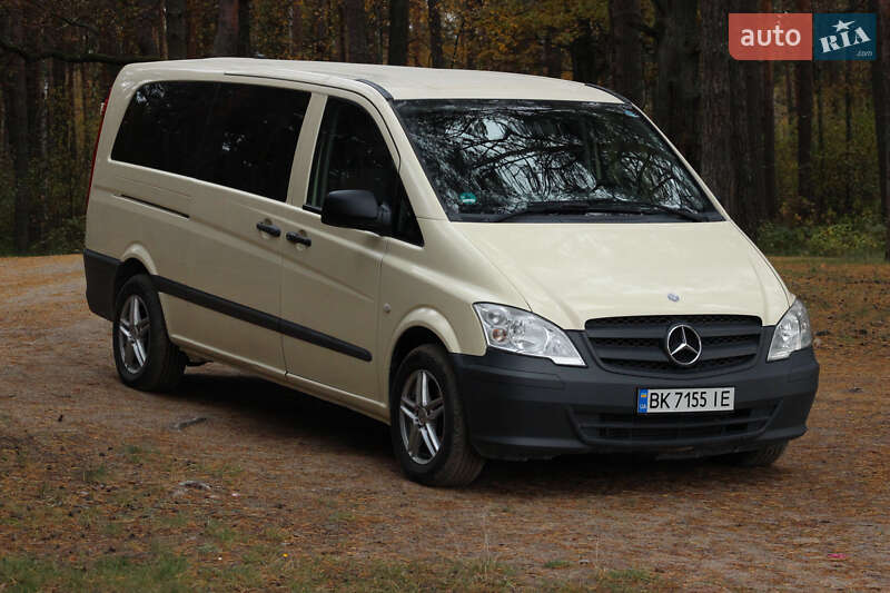 Минивэн Mercedes-Benz Viano 2011 в Рокитном