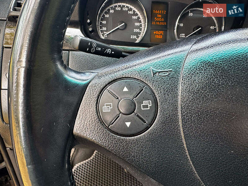 Минивэн Mercedes-Benz Viano 2012 в Киеве фото 16 Минивэн Mercedes-Benz Viano 2012 в Киеве