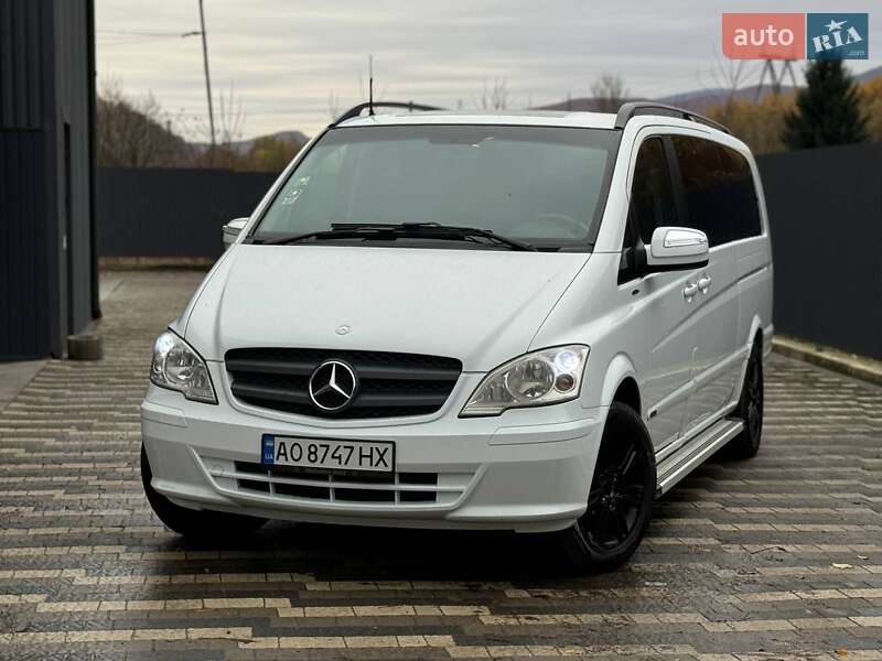Mercedes-Benz Viano 2011