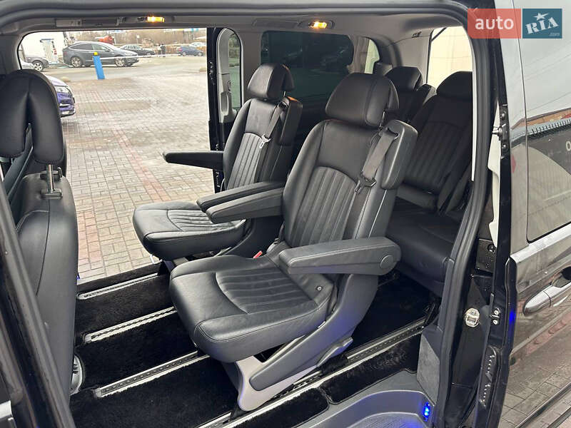 Минивэн Mercedes-Benz Viano 2013 в Киеве фото 28 Минивэн Mercedes-Benz Viano 2013 в Киеве