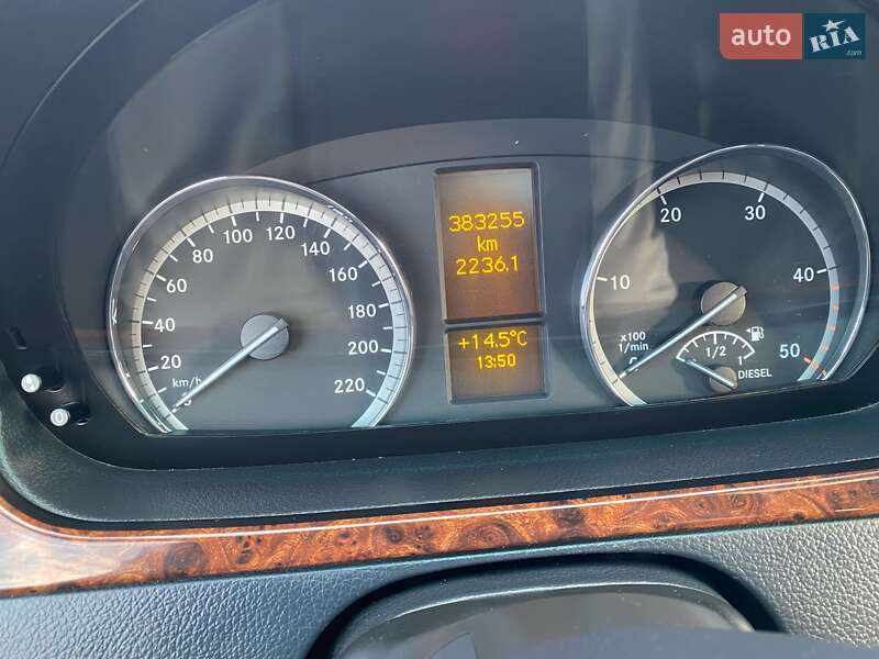 Минивэн Mercedes-Benz Viano 2012 в Хмельницком