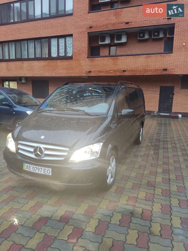 Mercedes-Benz Viano 2011 Mercedes-Benz Viano 2011